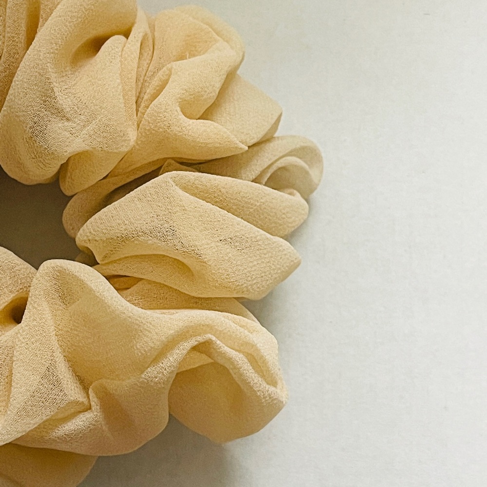 Georgette scrunchie - Picture 2 of 4